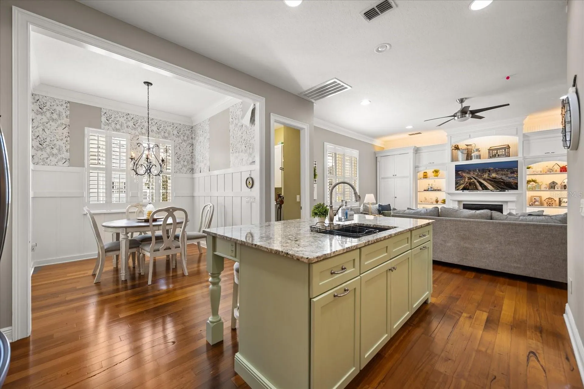 815 Spring Park Loop Celebration FL 34747