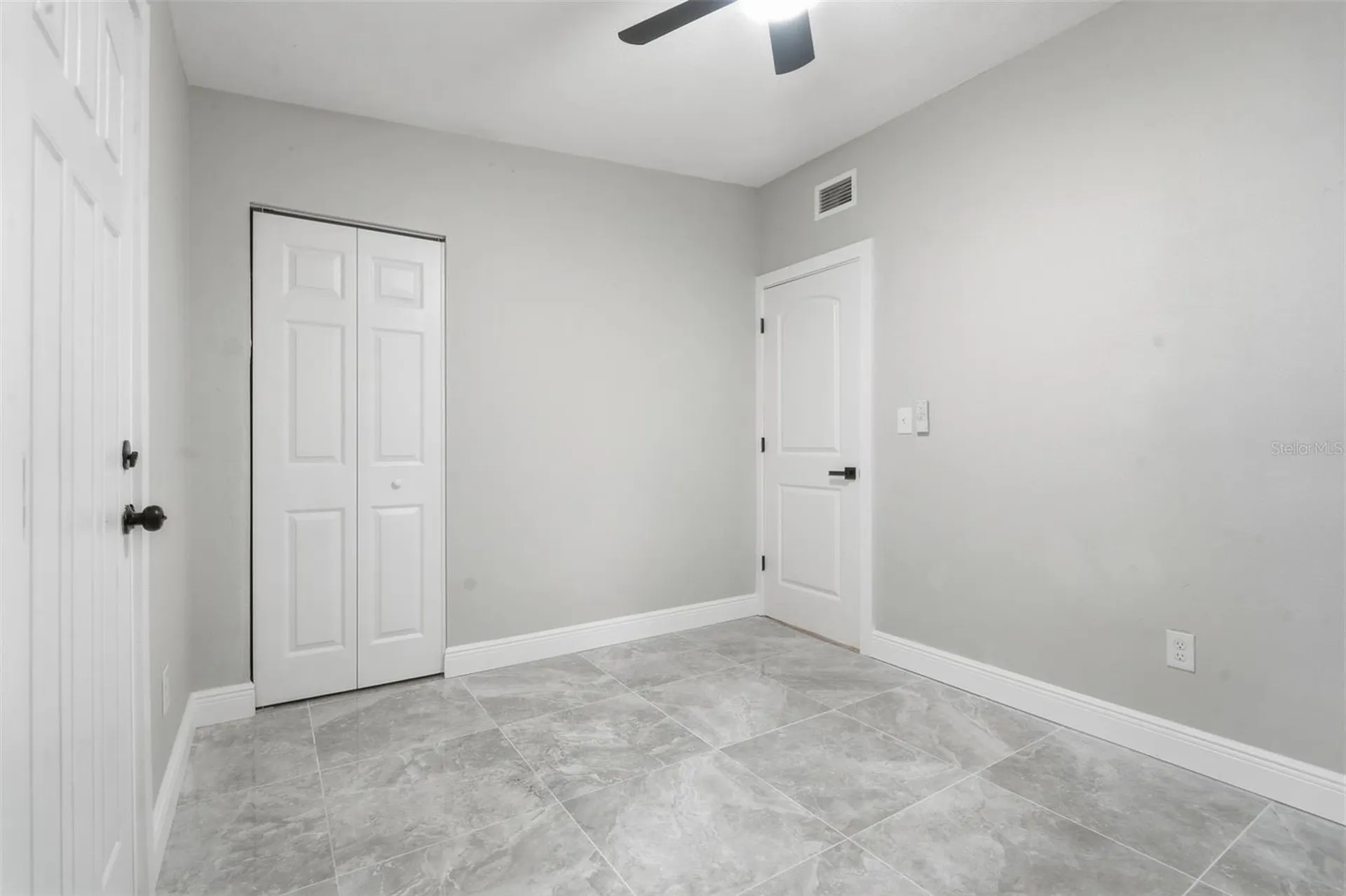 2139 W Gore Street Orlando FL 32805