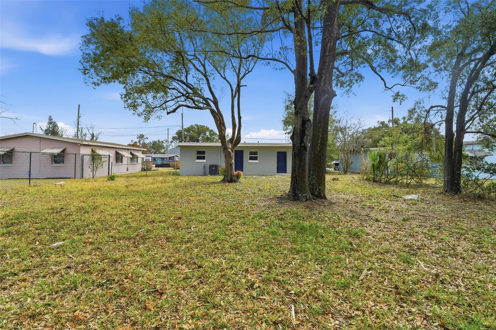 2139 W Gore Street Orlando FL 32805
