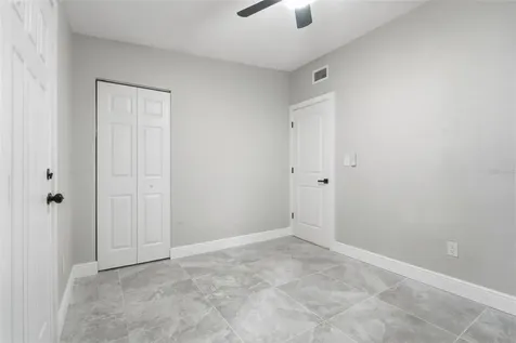 2139 W Gore Street Orlando FL 32805