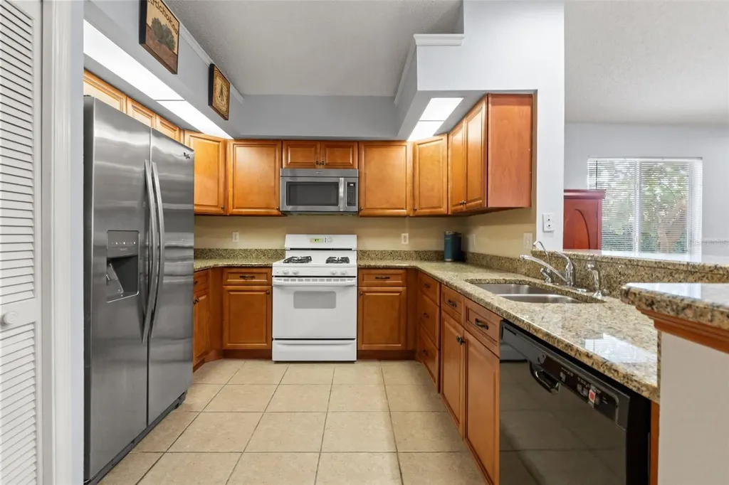 958 Ridgewood Terrace Tarpon Springs FL 34689