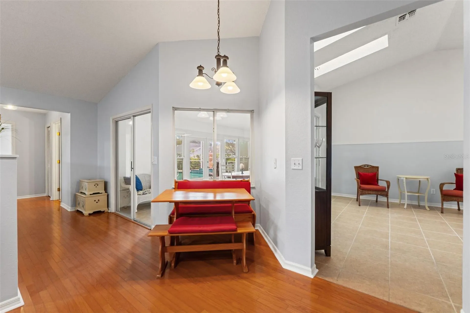 958 Ridgewood Terrace Tarpon Springs FL 34689