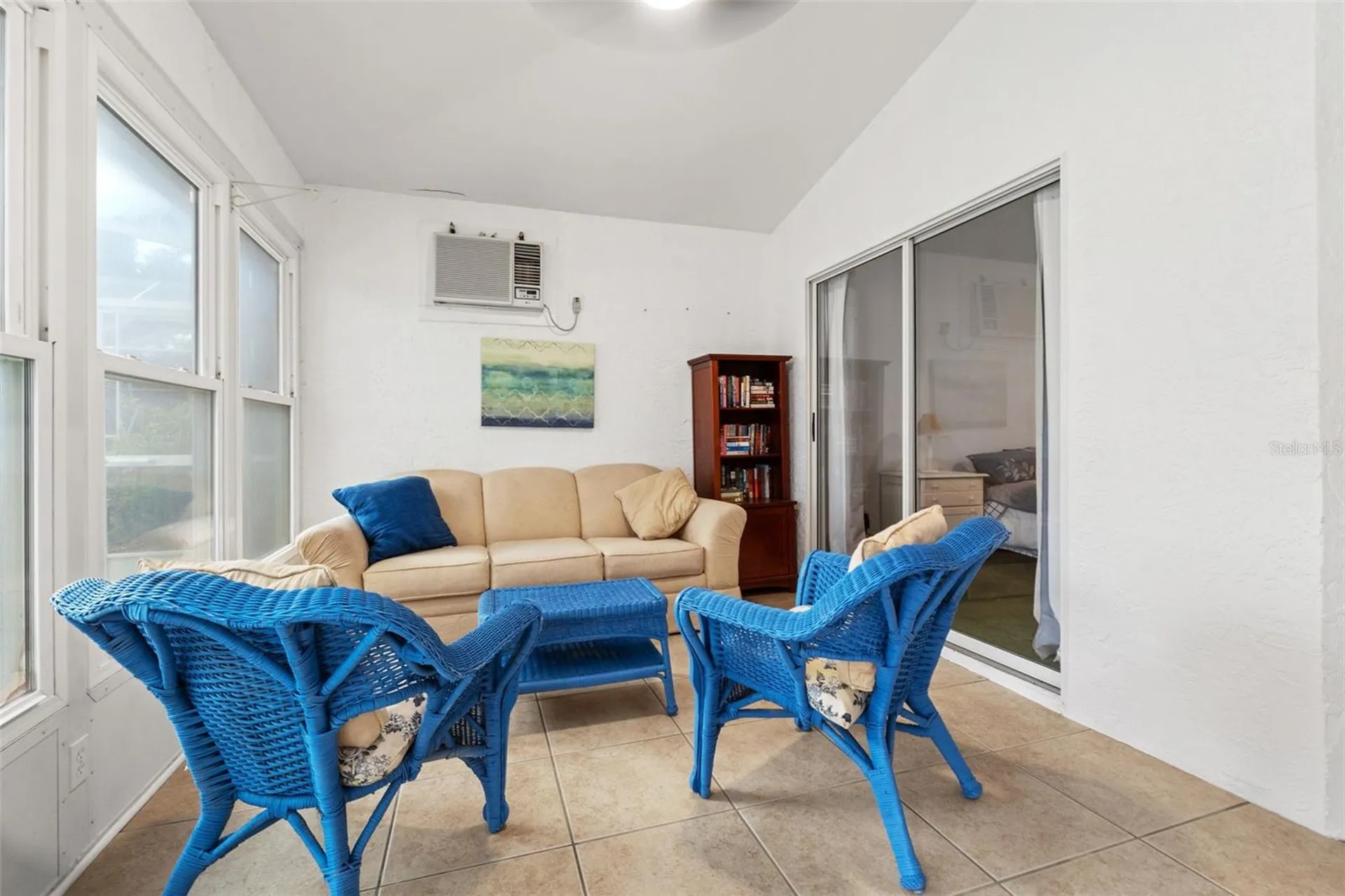 958 Ridgewood Terrace Tarpon Springs FL 34689