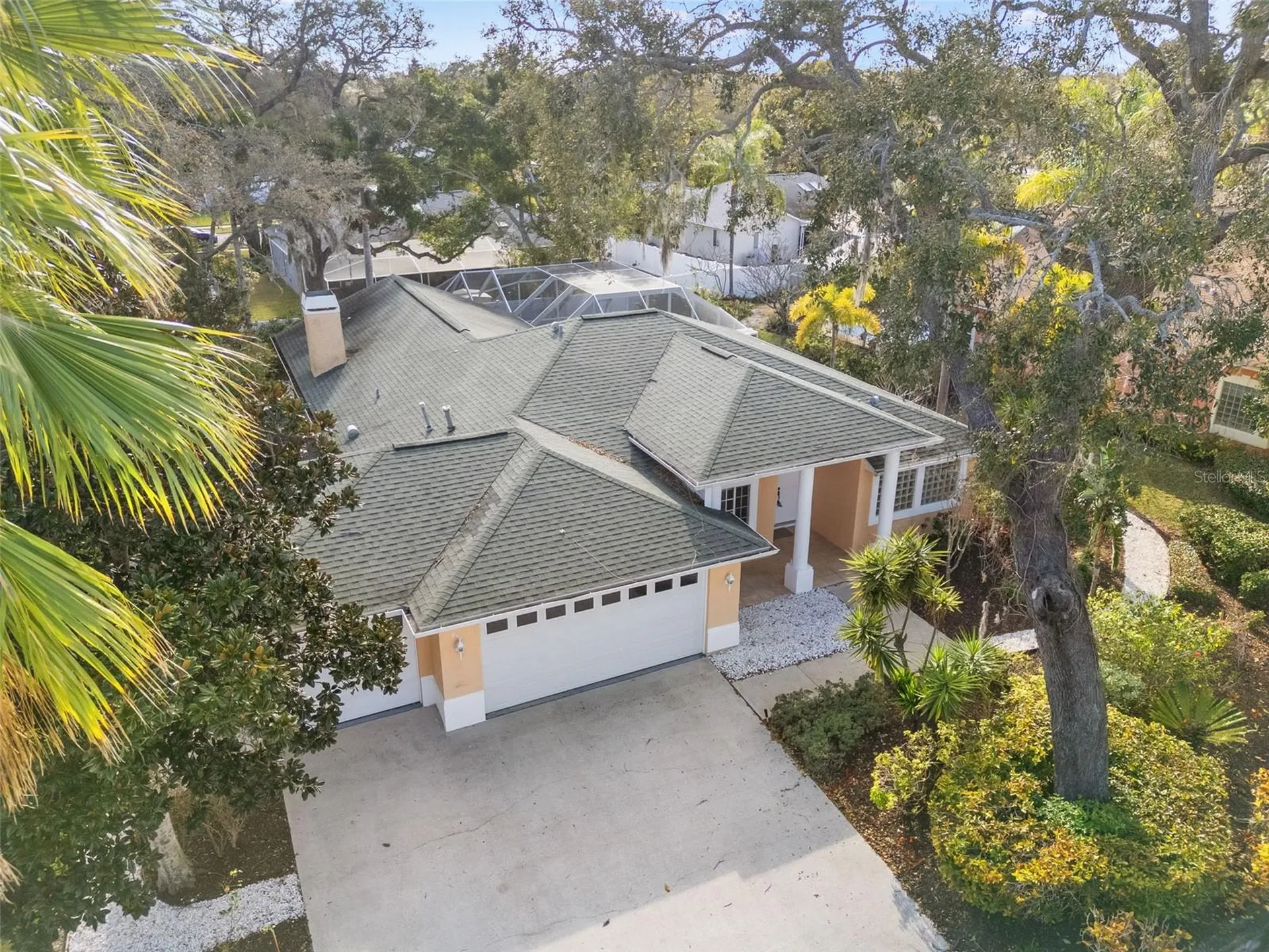 958 Ridgewood Terrace Tarpon Springs FL 34689