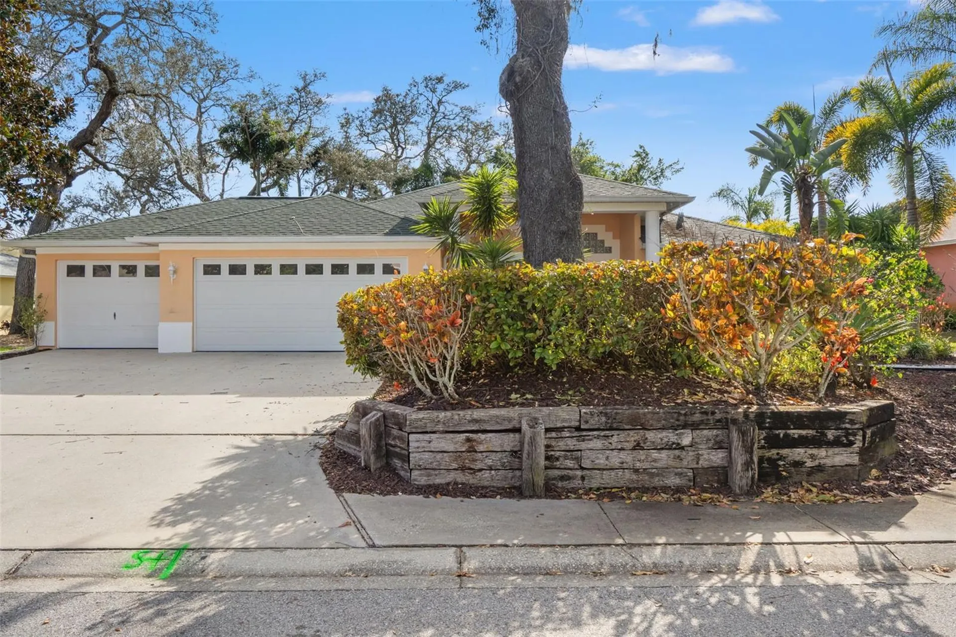 958 Ridgewood Terrace Tarpon Springs FL 34689