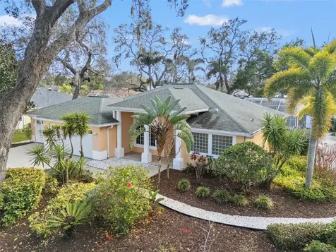 958 Ridgewood Terrace Tarpon Springs FL 34689
