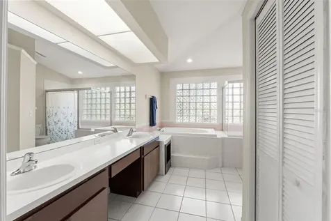 958 Ridgewood Terrace Tarpon Springs FL 34689