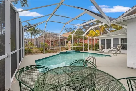 958 Ridgewood Terrace Tarpon Springs FL 34689