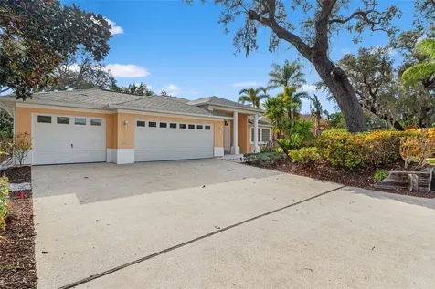 958 Ridgewood Terrace Tarpon Springs FL 34689