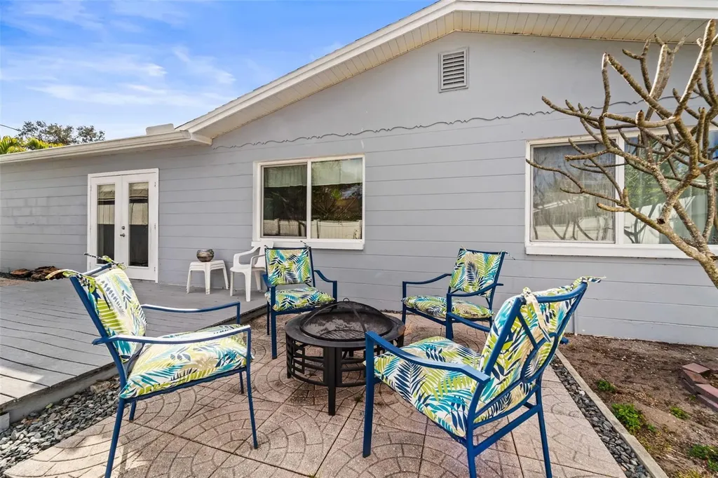 11532 84th Avenue Seminole FL 33772