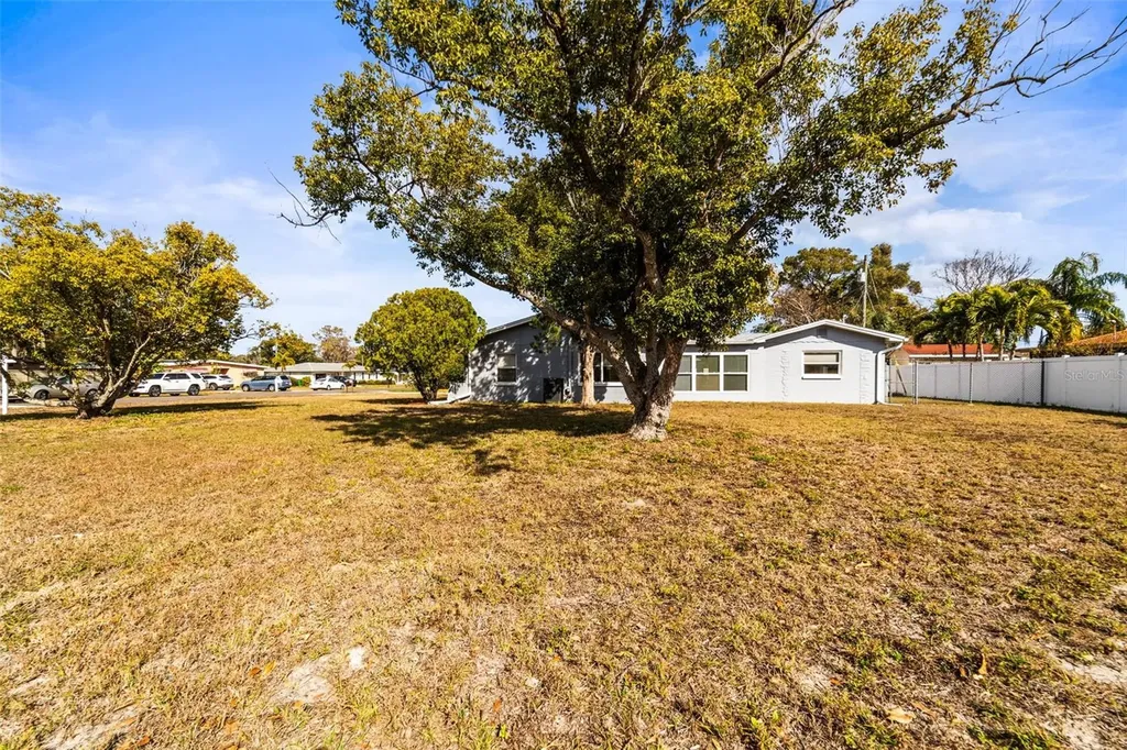 11532 84th Avenue Seminole FL 33772
