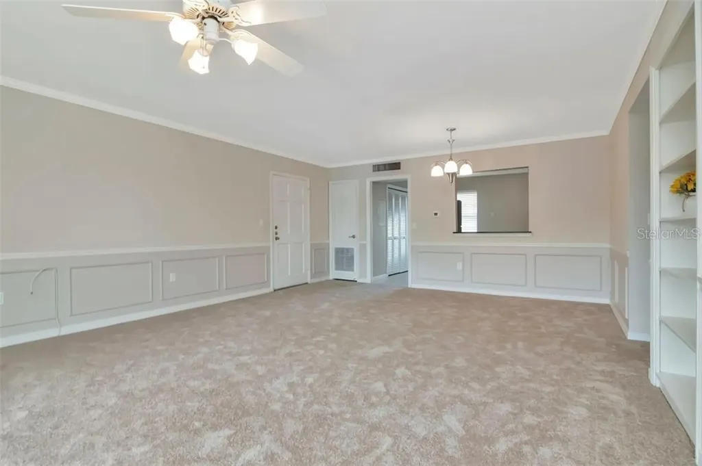 10330 Carrollwood Lane Tampa FL 33618
