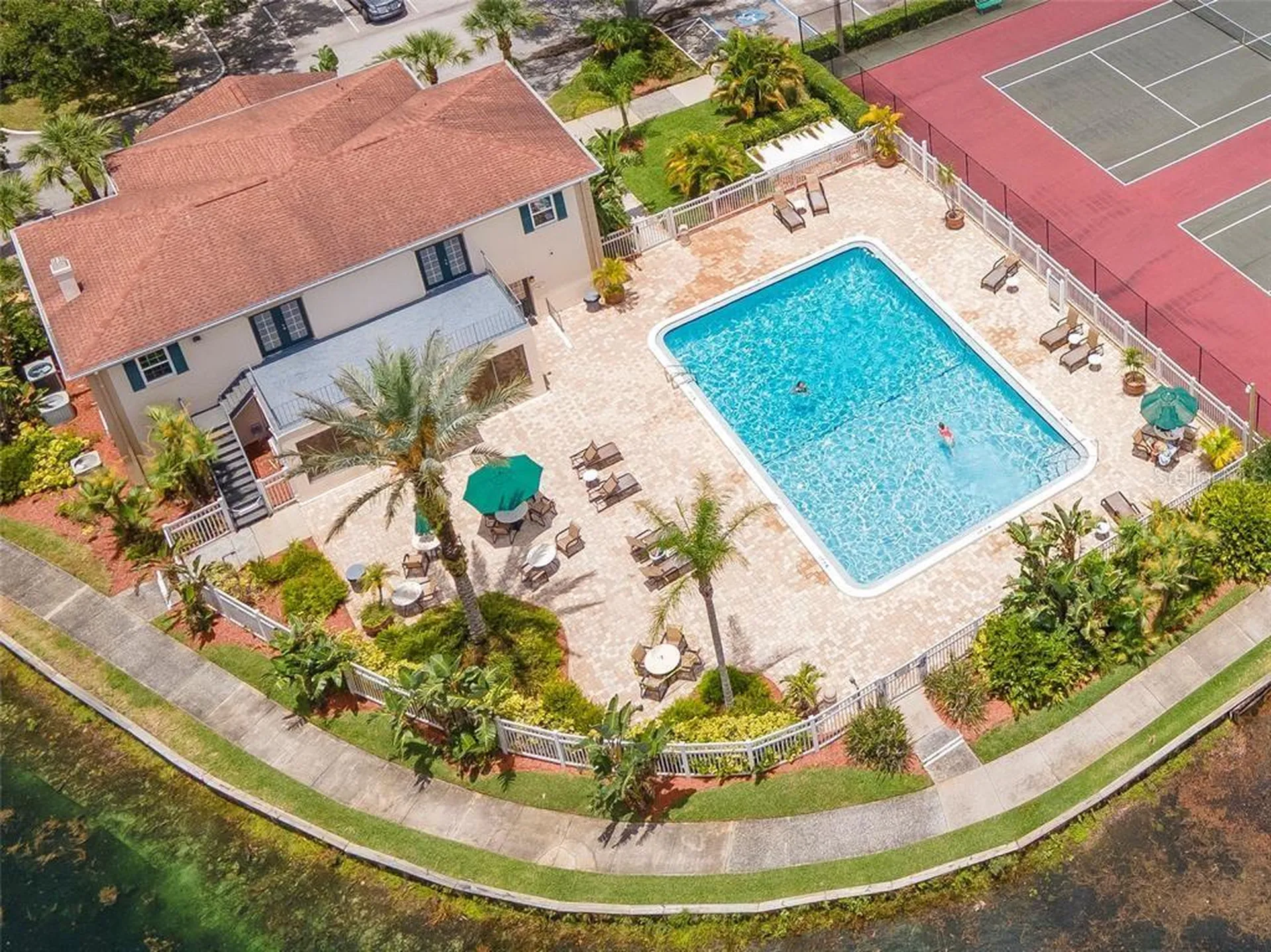 10330 Carrollwood Lane Tampa FL 33618