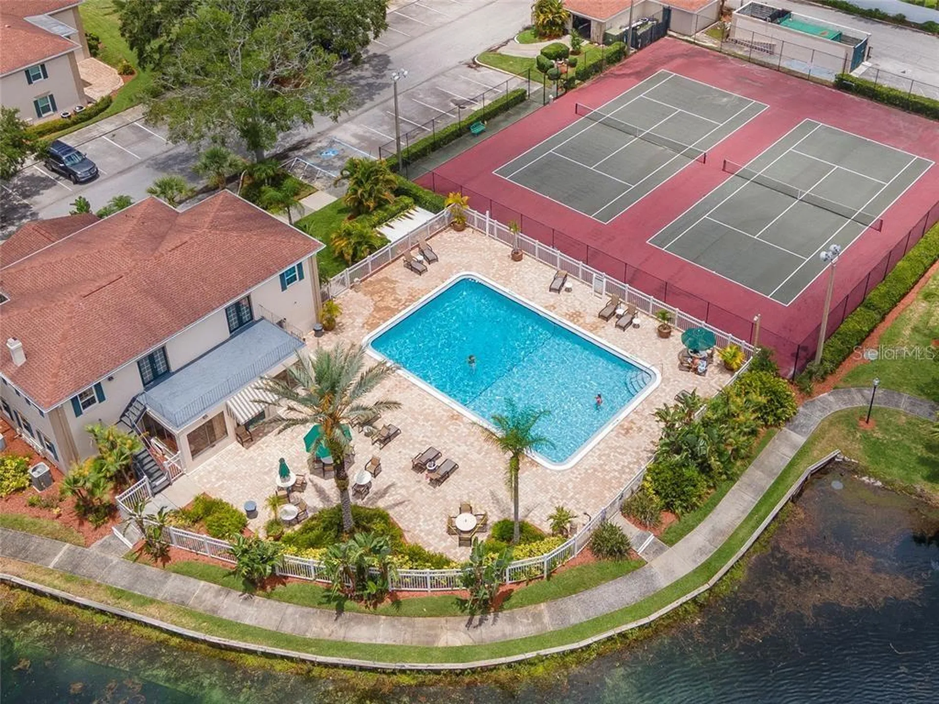 10330 Carrollwood Lane Tampa FL 33618