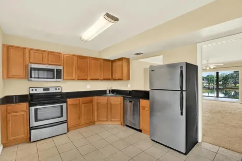 10330 Carrollwood Lane Tampa FL 33618