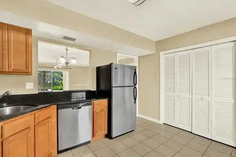 10330 Carrollwood Lane Tampa FL 33618