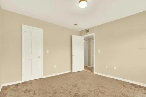 10330 Carrollwood Lane Tampa FL 33618