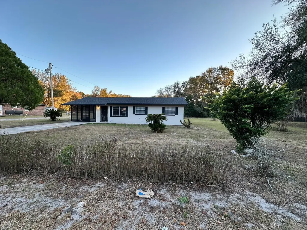 2863 County Road 238 Wildwood FL 34785
