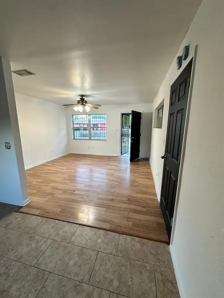 2863 County Road 238 Wildwood FL 34785