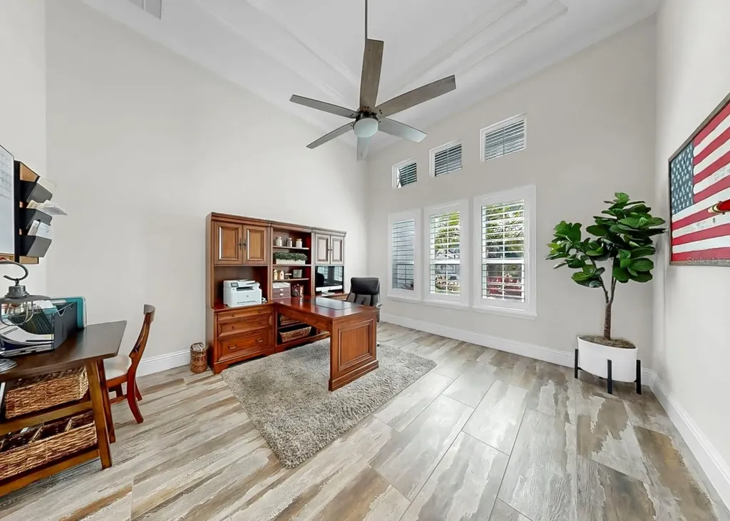 813 Manns Harbor Drive Apollo Beach FL 33572