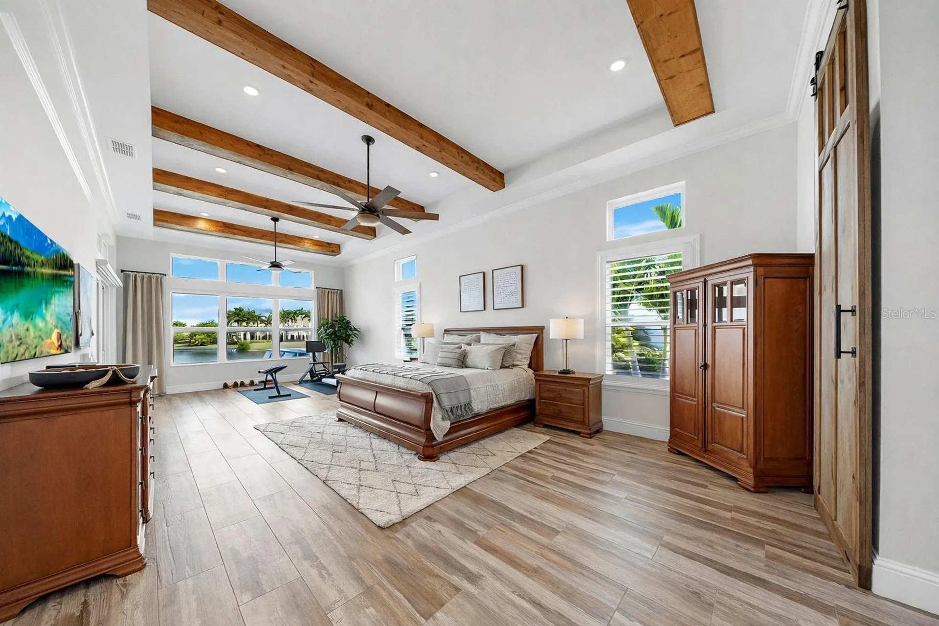 813 Manns Harbor Drive Apollo Beach FL 33572