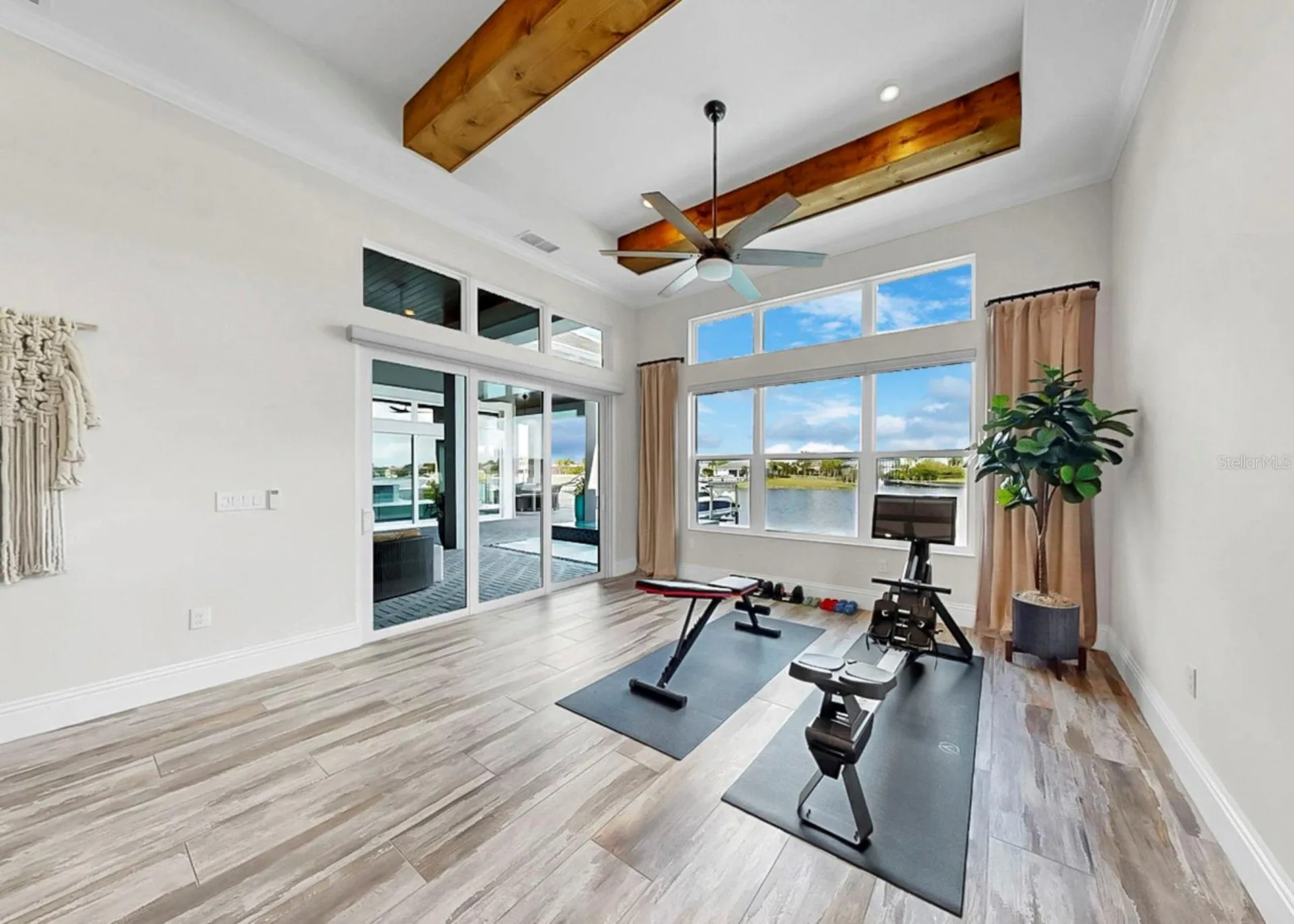813 Manns Harbor Drive Apollo Beach FL 33572