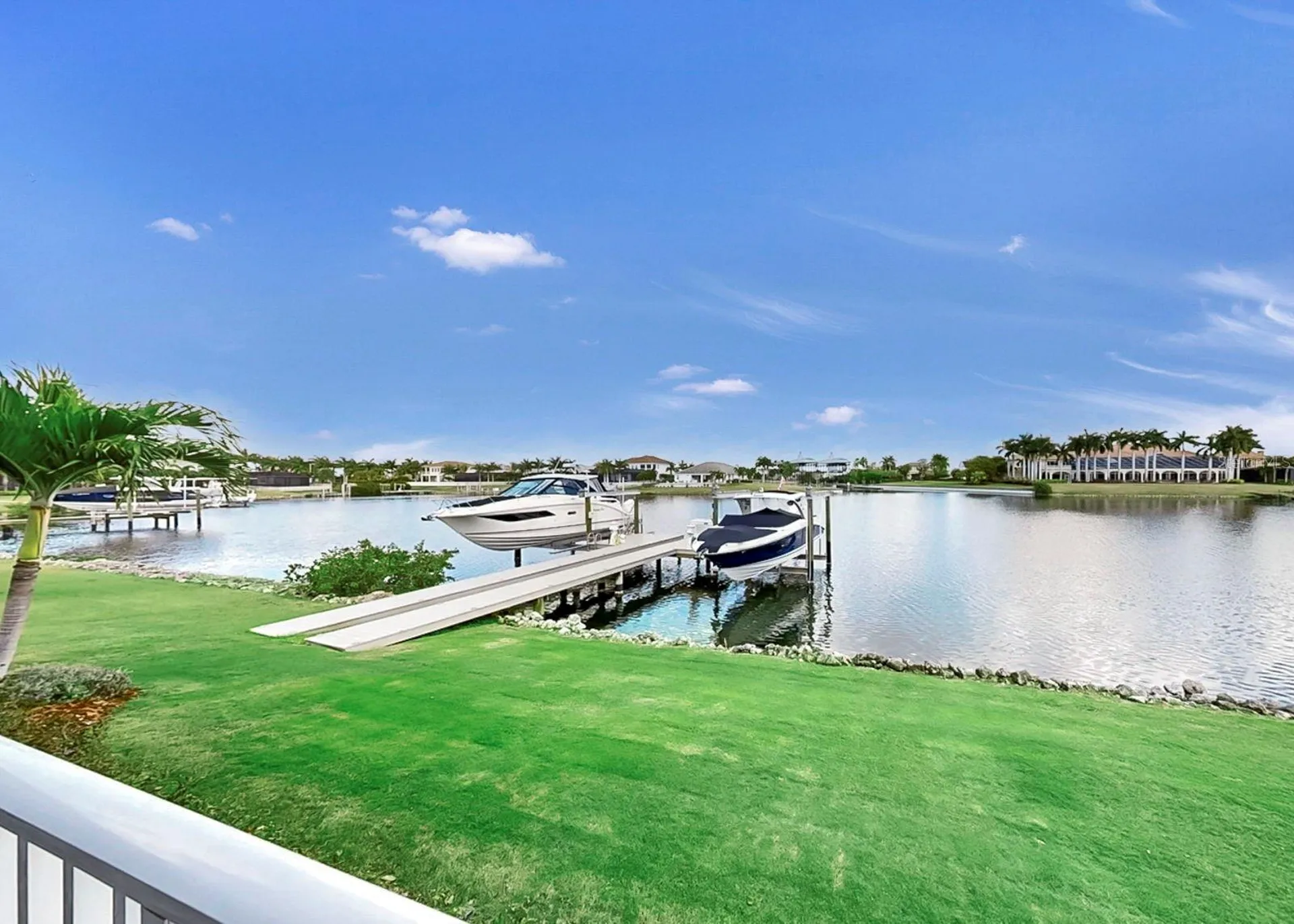 813 Manns Harbor Drive Apollo Beach FL 33572