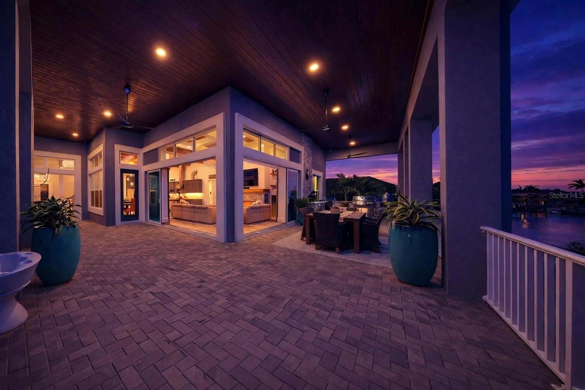 813 Manns Harbor Drive Apollo Beach FL 33572