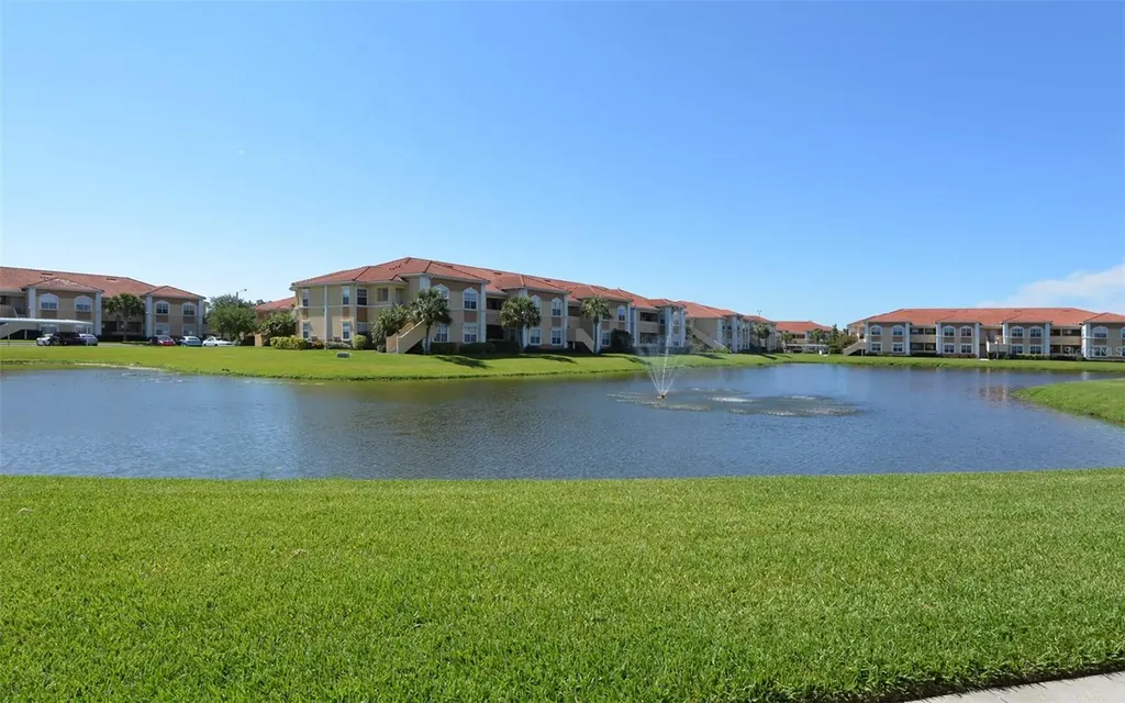 3005 Chianti Court Sarasota FL 34237