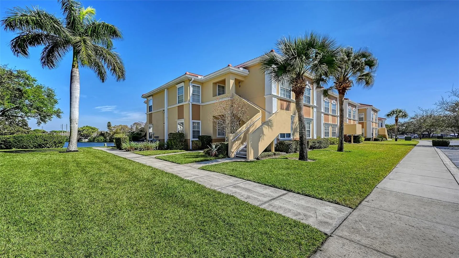 3005 Chianti Court Sarasota FL 34237