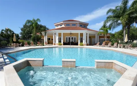 3005 Chianti Court Sarasota FL 34237