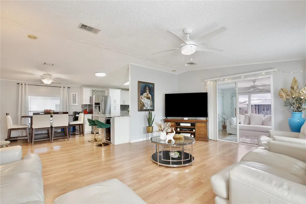 114 Douglas Park Avenue Davenport FL 33897