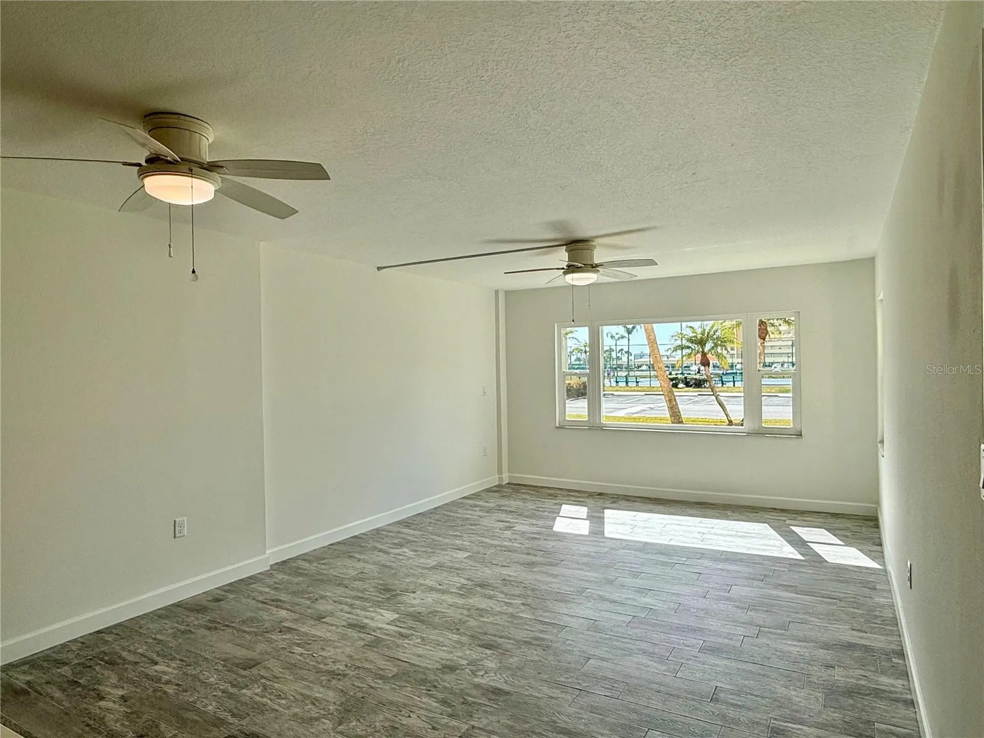 4650 Cove Circle St Petersburg FL 33708