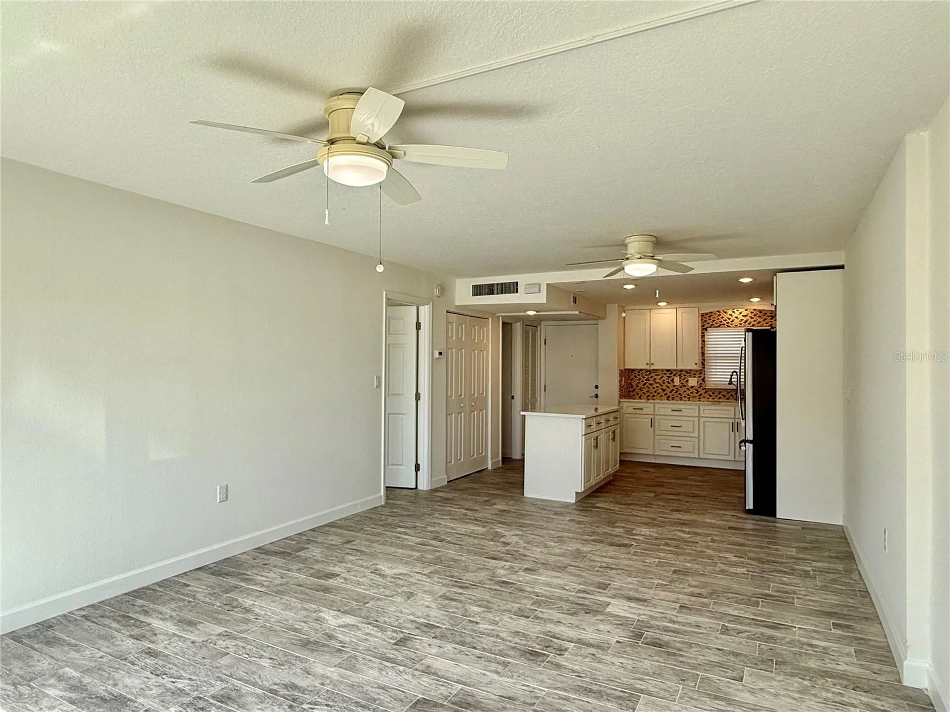 4650 Cove Circle St Petersburg FL 33708