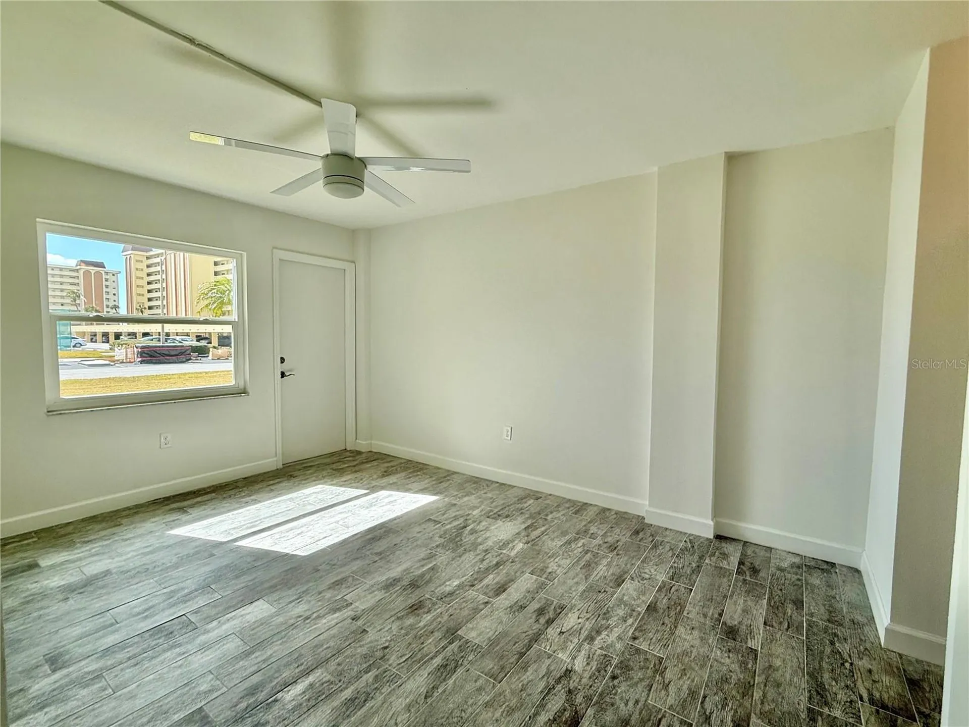 4650 Cove Circle St Petersburg FL 33708