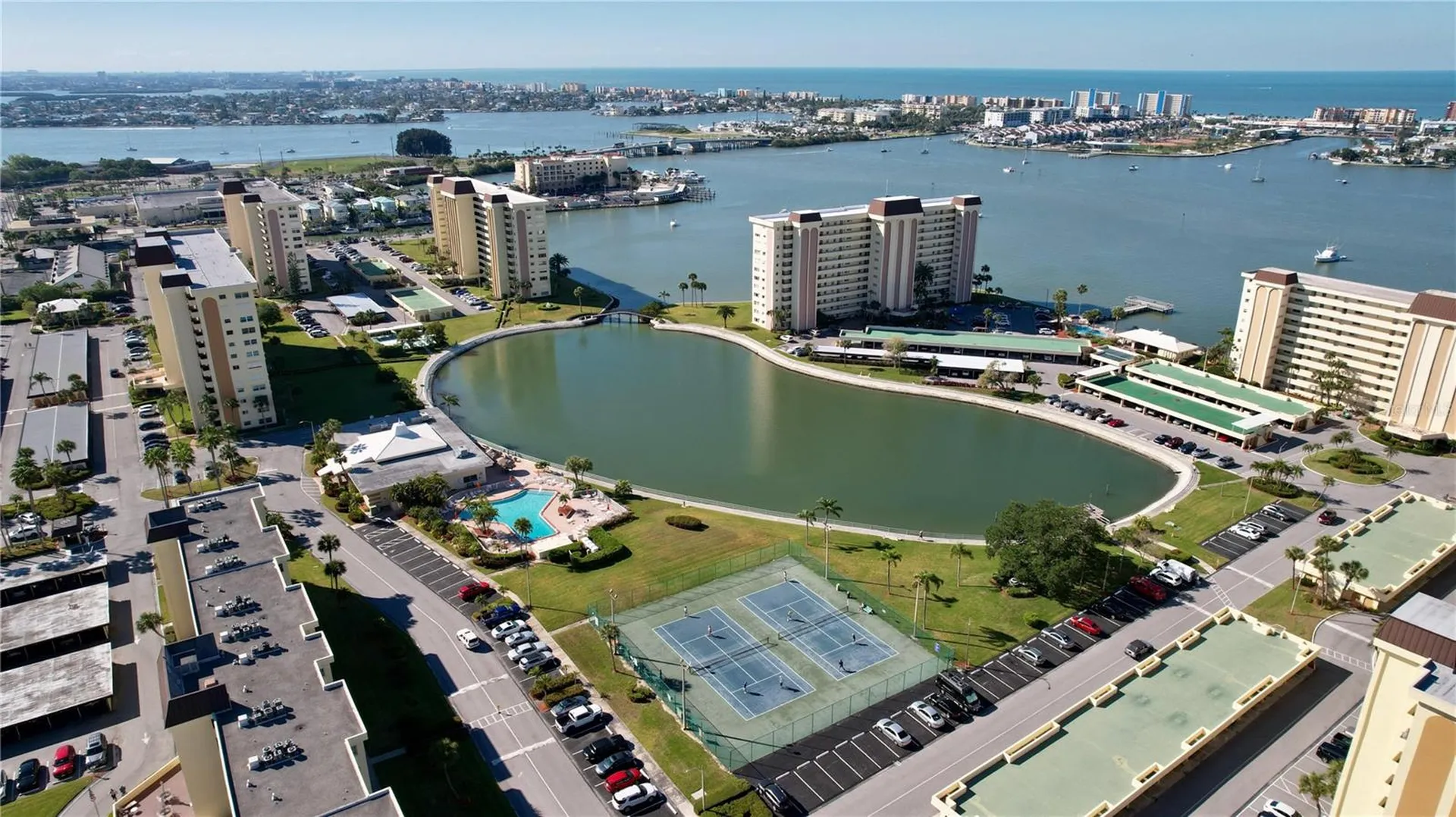 4650 Cove Circle St Petersburg FL 33708