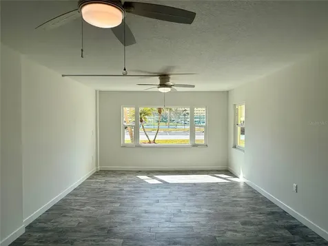 4650 Cove Circle St Petersburg FL 33708
