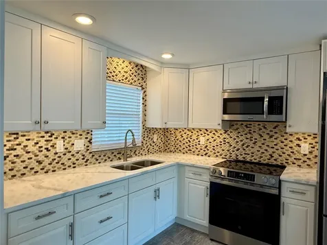 4650 Cove Circle St Petersburg FL 33708