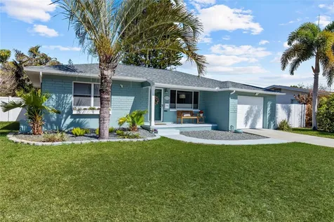 6343 19th Avenue N St Petersburg FL 33710