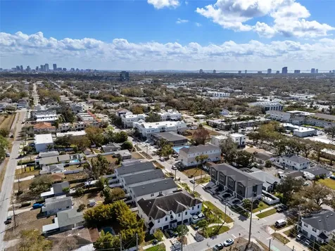 503 N Manhattan Avenue Tampa FL 33609