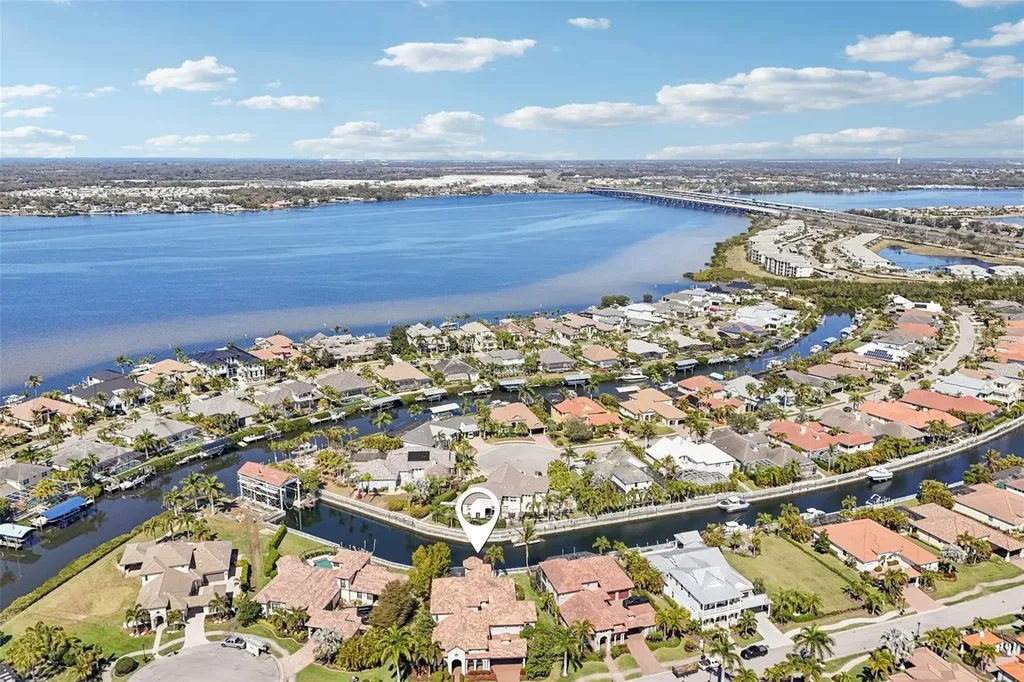 508 Mast Drive Bradenton FL 34208