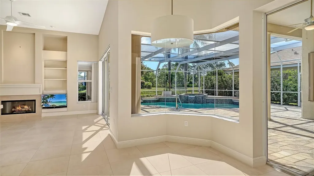 6309 Thorndon Circle University Park FL 34201