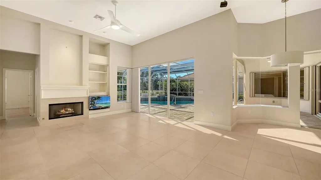 6309 Thorndon Circle University Park FL 34201