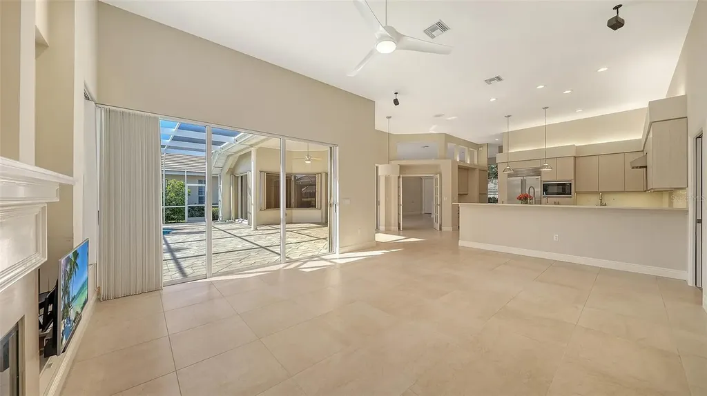 6309 Thorndon Circle University Park FL 34201