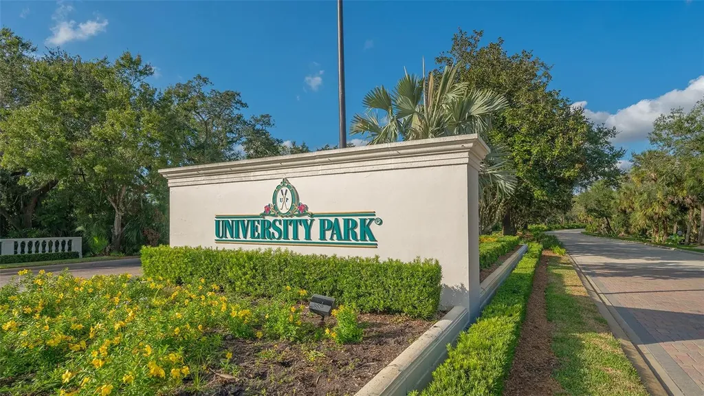 6309 Thorndon Circle University Park FL 34201