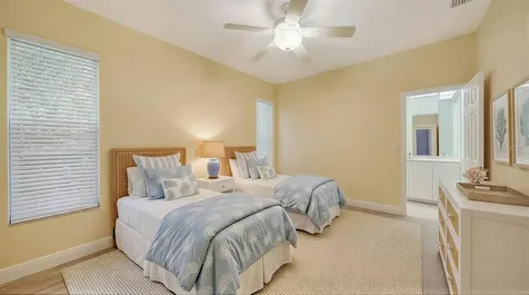 6309 Thorndon Circle University Park FL 34201