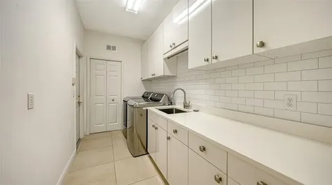 6309 Thorndon Circle University Park FL 34201