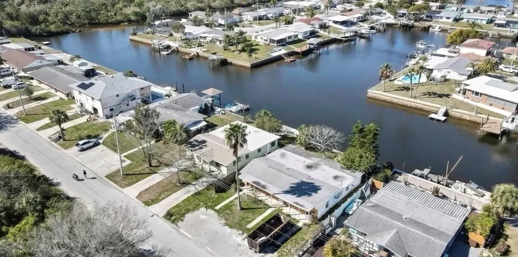 12527 1st Isle Hudson FL 34667