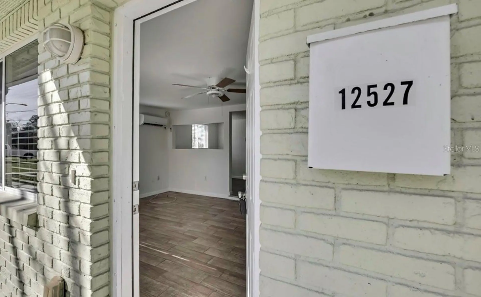 12527 1st Isle Hudson FL 34667