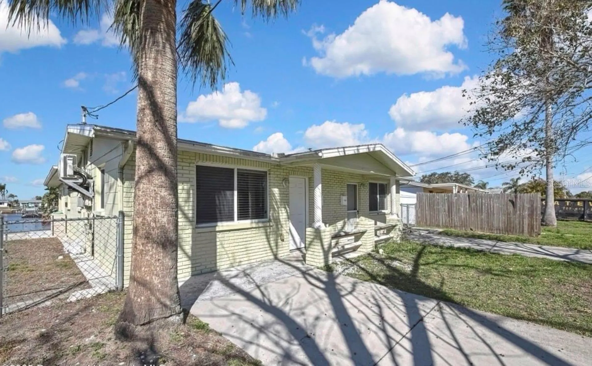 12527 1st Isle Hudson FL 34667